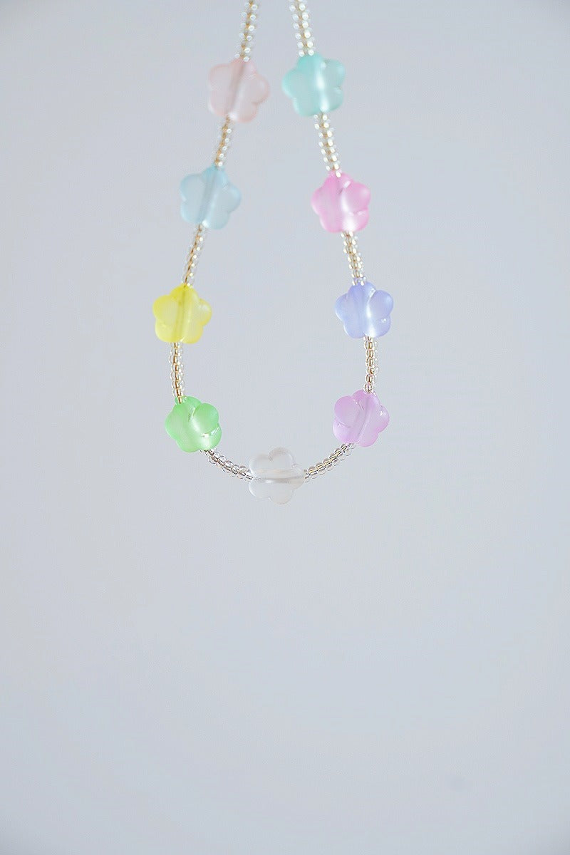 Flower Bead Phone Charm Strap: Colorful Wristlet